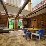 Villa 2 Malowana W Zalipiu *